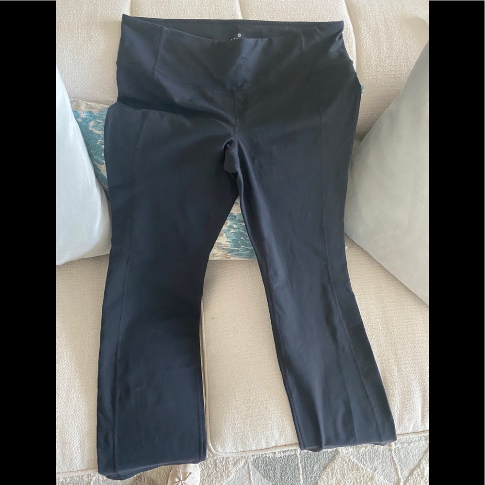 Athleta long flare workout pant black XL